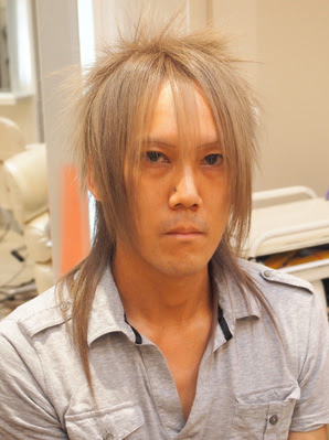 メンズ 髪型 ウルフ ロング Guray Tokhi
