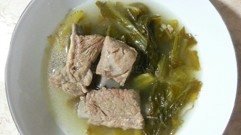 Jangan khawatir, keluarga pasti suka. Pork Ribs With Pickled Mustard Green Recipe Aka Bakut Sayur Asin Jessica Neva