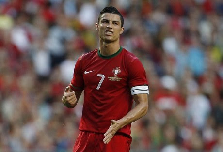 PIALA EROPA EURO 2012 PORTUGAL TETAP OPTIMIS BERADA DI ...