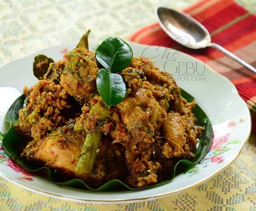 RESIPI RENDANG AYAM CILIPADI