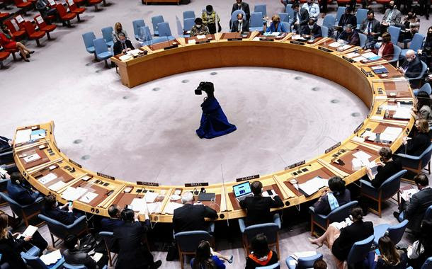 Conselho de Segurança da ONU aprova resolução pedindo pausas humanitárias prolongadas em Gaza