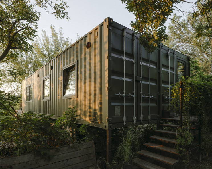 Imagen  - Una casa prefabricada hecha con dos contenedores que se puede ubicar sobre el agua