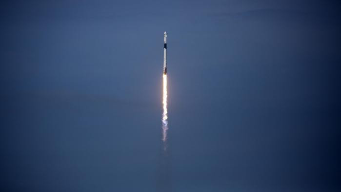 VIDEO. SpaceX : revivez le décollage historique de la fusée Falcon-9 avec deux astronautes à bord