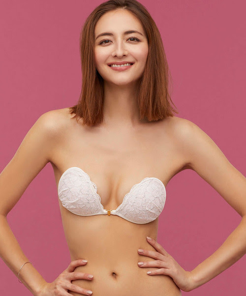 人気のファッショントレンド ラブリーヌーブラ ブラジャー 重ね