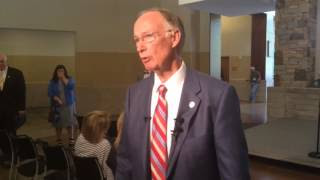 Gov. Bentley on new law that could close abortion clinics Alabama Governor Robert Bentley on new law that could close abortion clinics, transgender issues, and a possible special session. Full Story: ..., From YouTubeVideos