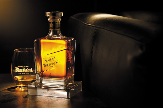 Welcome to the world of johnnie walker, home of exceptional scotch whiskies. Dm Platinum Label Johnnie Walker Hd Wallpapers Desktop Johnnie Walker Images Pictures Photos Icons And Wallpapers Ravepad The Place To Rave About Anything And Everything