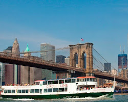 Circle Line ferry in Manhattan