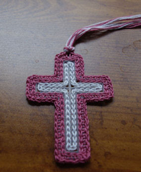 Patriotic gnome love is a digital download (available in pdf format only) that you can use to crochet a blanket using various techniques, such as c2c, mini c2c, sc, hdc, tapestry. Plastic Canvas Cross Bookmark Thread Crochet Pattern Free Crochet Pattern Courtesy Of Crochetnmore Com