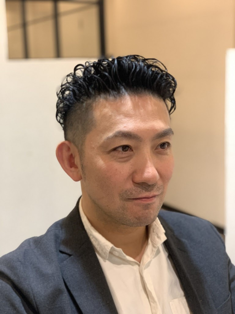 いろいろ ツー ブロック パーマ 40 代 髪型 メンズ パーマ