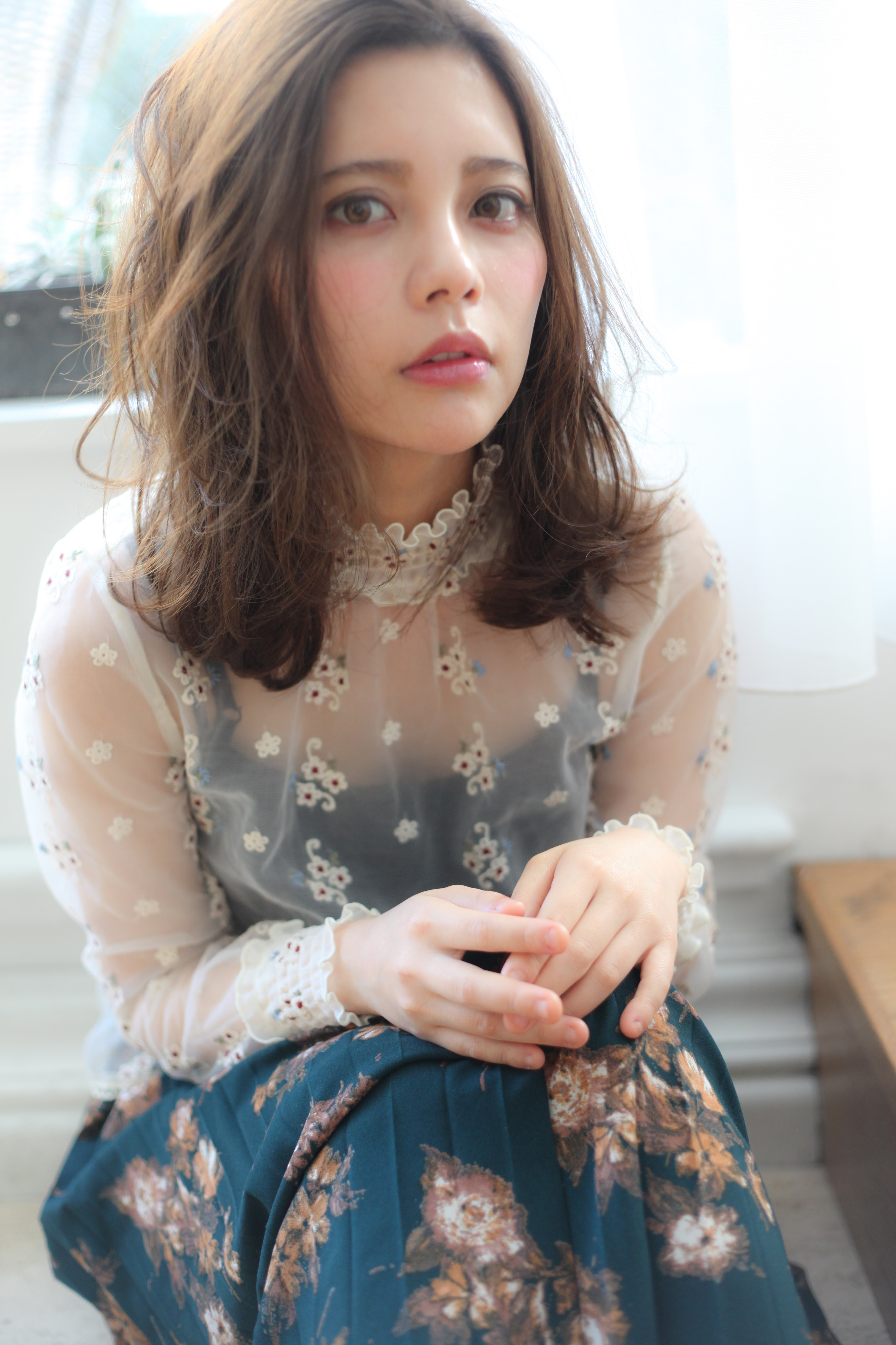 ベストオブ 髪型 セミロング 前髪なし 丸顔 ヘアスタイルギャラリー