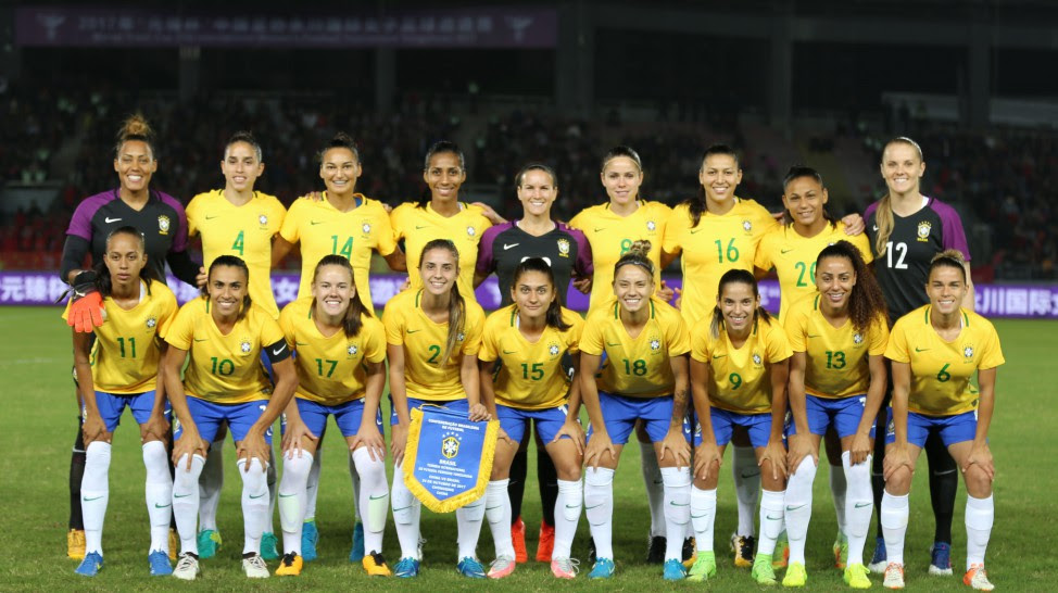 Além disso, disputou amistosos internacionais e outras. Selecao Brasileira De Futebol Feminino Vence A Copa Cfa Na China Redacao Virtual Mackenzie