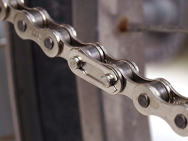 自転車チェーンkmc取り付けの向き