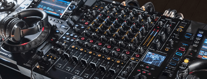 Table de mixage compacte 10 canaux. Table De Mixage Quel Modele Choisir En Fevrier 2021