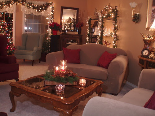 Dining Delight: Christmas Decor - Living Room