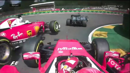 Sky Sport F1® HD su Twitter: "Questo il contatto tra Vettel e Raikkonen, causato dal tentativo di sorpasso di Verstappen. #IlTronoDiSpa "