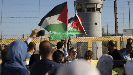 Quatre questions sur la situation des prisonniers palestiniens en Israël, dont le Hamas réclame la libération