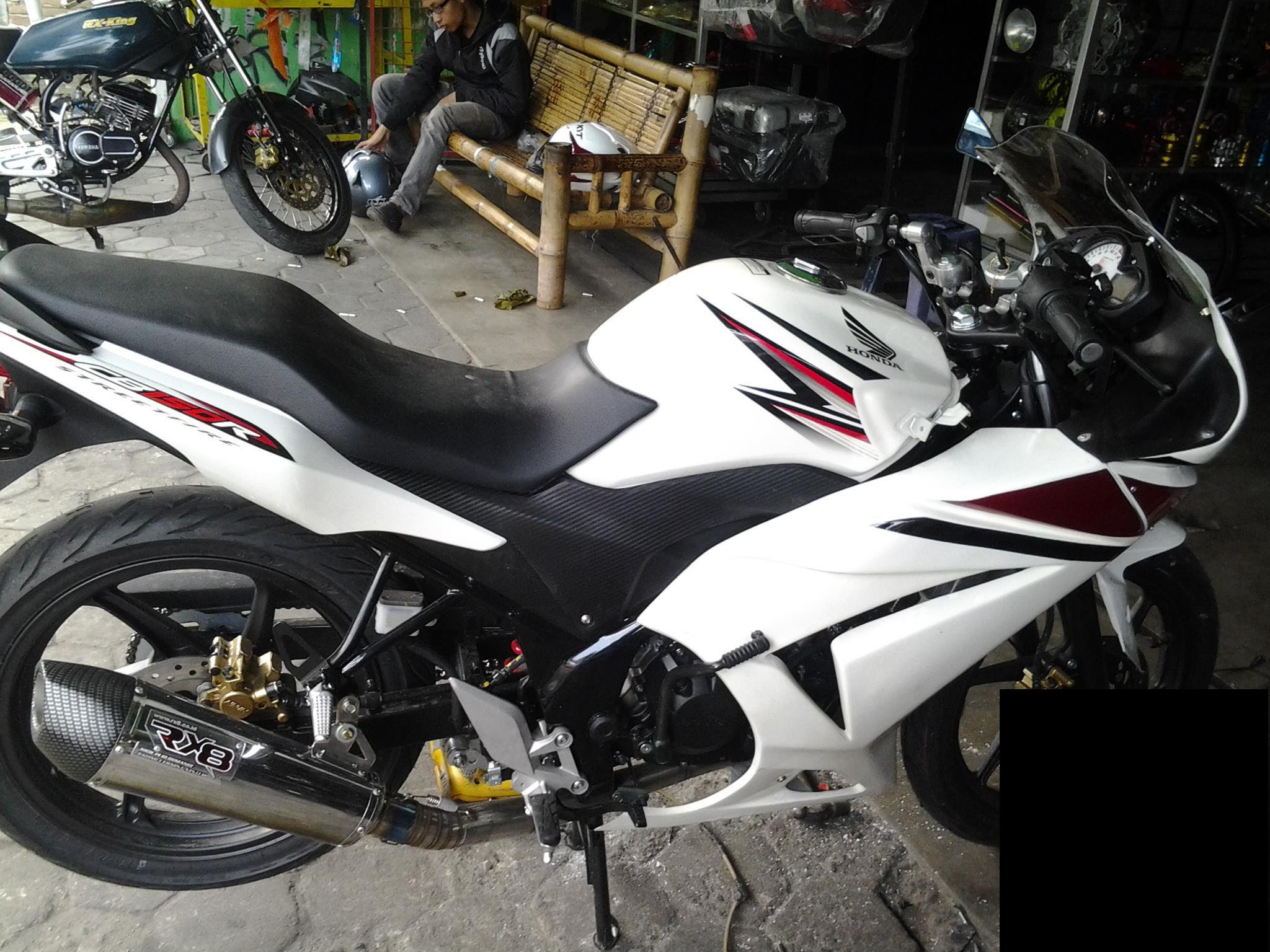 Kumpulan Modifikasi Motor Cb 150 Streetfire Terbaru 