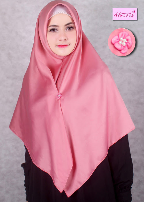 30 Ide Kerudung Warna  Pink  Salem  The Fashion Eggplant