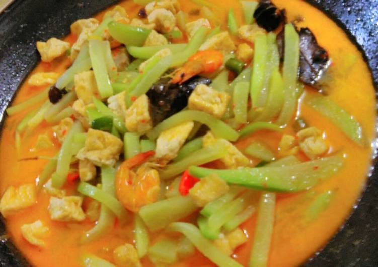 Resep Sambal Goreng Labu Siam Udang Tahu Pete Ale Dan Cabai Hijau Pakai Santan 21 Resep Sambal Goreng Labu Siam Krecek Enak Dan Sederhana Diambil Dari Buku Primarasa Favorit Keluarga 2014 Angelineyq3 Images