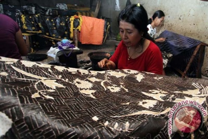  Ciri  Khas  Batik Trusmi Cirebon  Yaitu Ini Cirinya