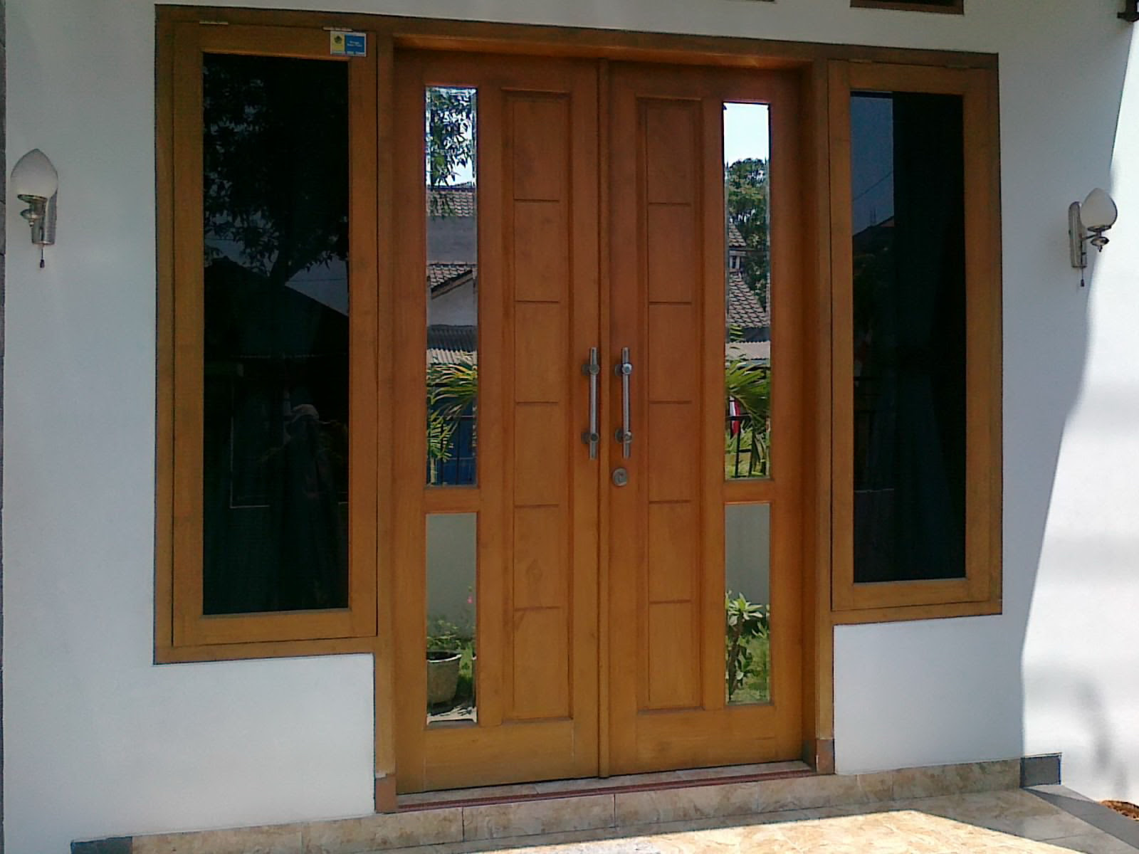 Kombinasi Warna Cat  Pintu  Dan  Kusen Kumpulan Desain Rumah