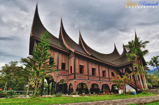 Contoh Gambar  Rumah  Adat  Minangkabau  Druckerzubehr 77 Blog