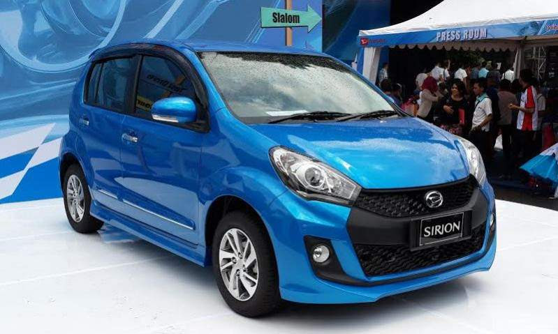 Jenis Mobil  Yang  Cocok  Untuk  Wanita 