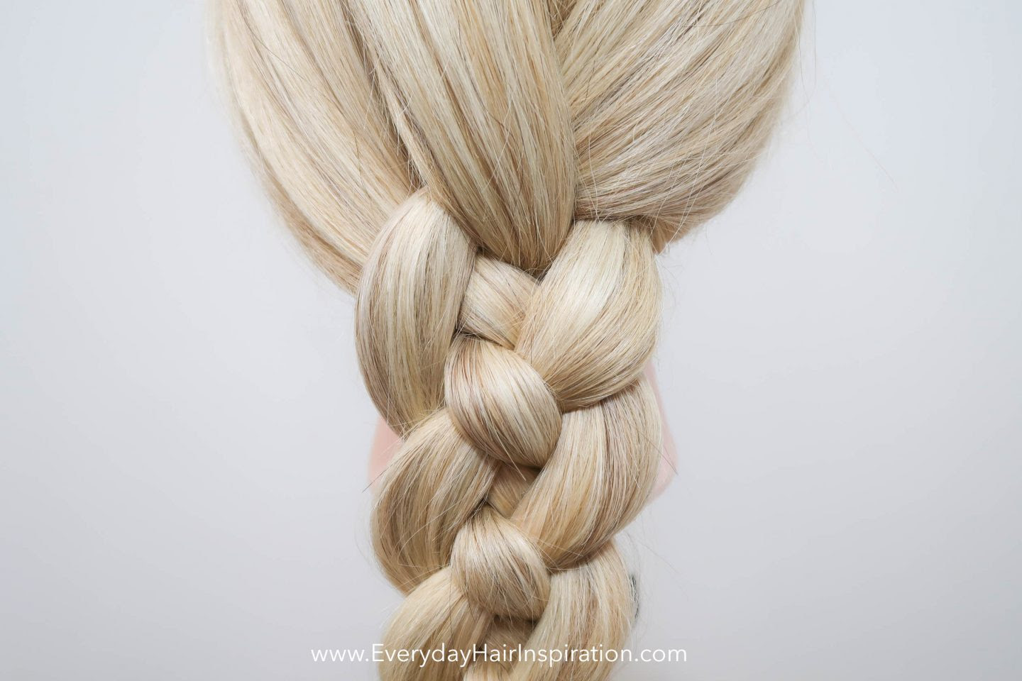 The efficient braid 4 strands come with uniform diameters and do not contain any musty, unpleasant odors. How To 4 Strand Braid Everyday Hair Inspiration Braided Styles