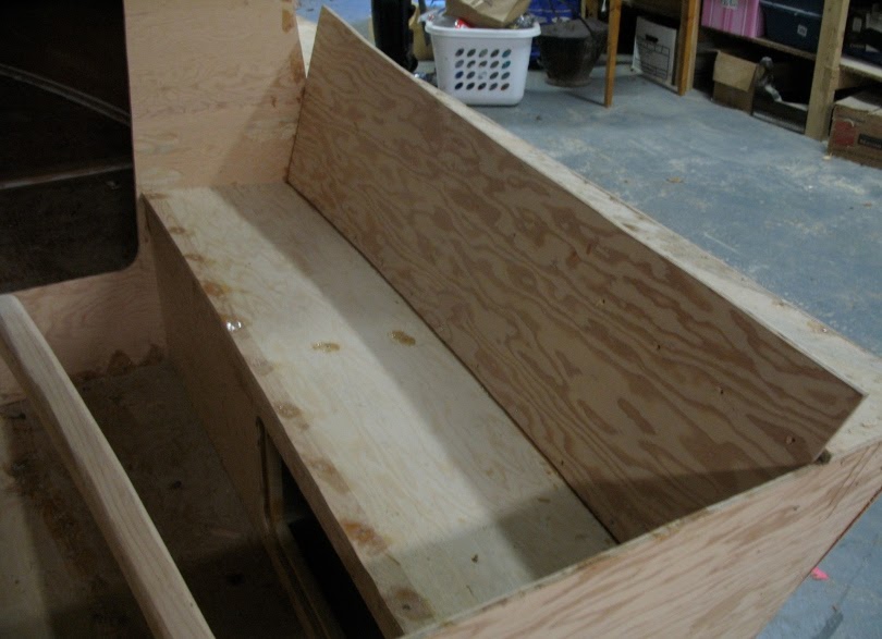 How to build pontoon boat seats Velera