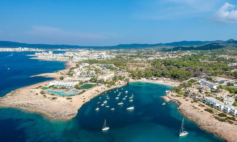 Helped in part by the 400 shell species that wash up on its shorelines from the gulf of mexico. Villa Susan Ibiza San Antonio Spain Season Deals From 569