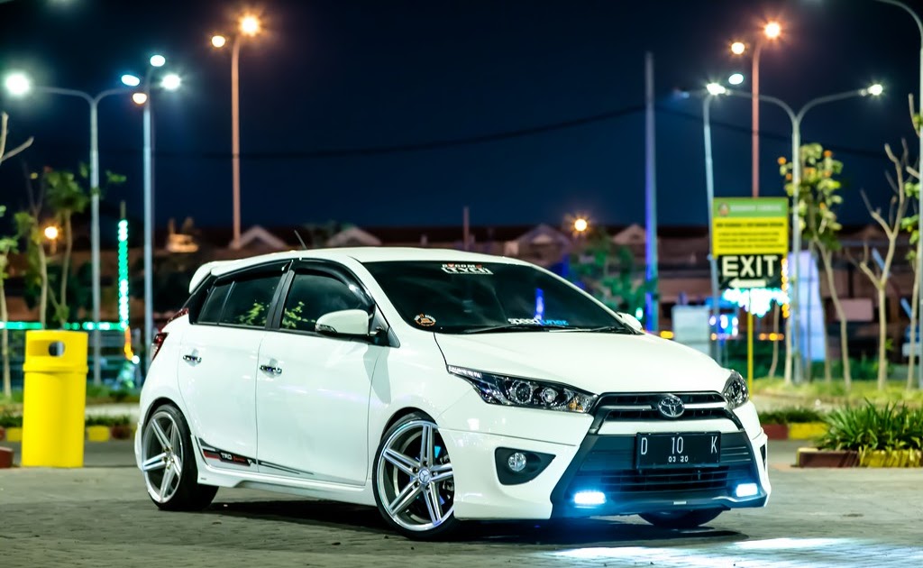 Download Gambar Mobil Yaris Trd Putih - RIchi Mobil