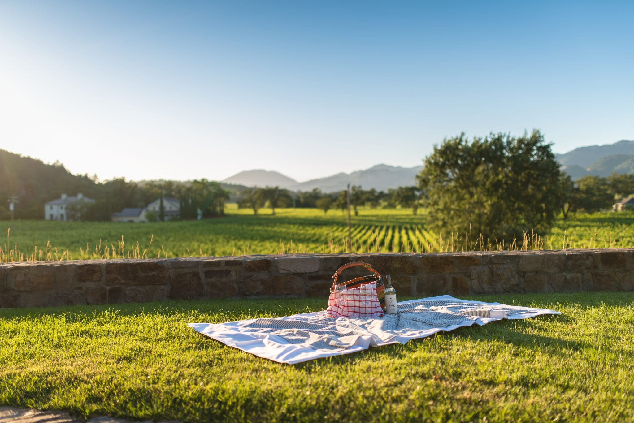 St Helena Welcomes Summer In Napa Valley