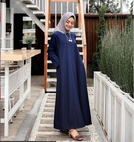 Gamis Dongker Cocok  Dengan  Jilbab  Warna  Apa  Tips Mencocokan