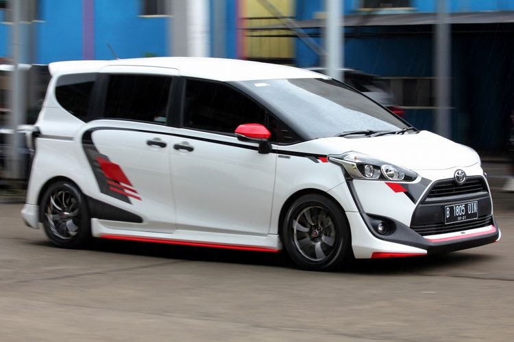  Modifikasi Mobil Sienta Indonesia  Deepavalis