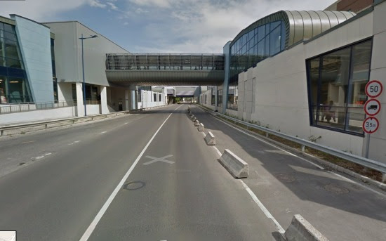 1191 budapest köki terminál tetőterasz, vak bottyán utca 75. A Neten El Tovabb A Lebontott Budapest Pont Budapest