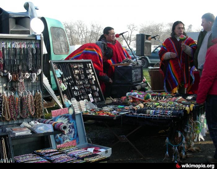 Tekintse meg jászapáti kávéházai kínálatát. Kirakodo Es Allatvasar Jaszapati Fair En Fairground En