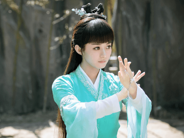Make social videos in an instant: èµµä¸½é¢–å¤è£…è§'è‰² æœ€ç¾Žçš„ä¸æ˜¯ç¢§ç'¶ ä¸æ˜¯èŠ±åƒéª¨ è€Œæ˜¯å¤‡å—æ¬ºå‡Œçš„å¥¹ å‰§ä¸­