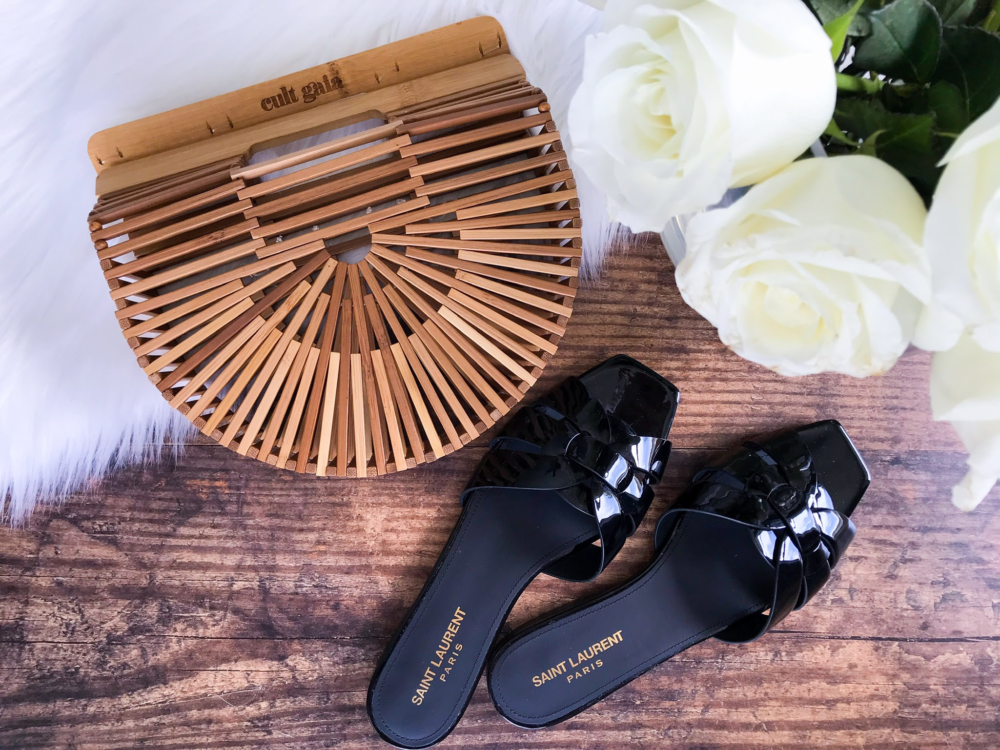 1 review of living gaia acupuncture from anxiety, depression, stress and joint pain. Cult Gaia Ark Bag Review What S In My Bag Cat S Daily Living