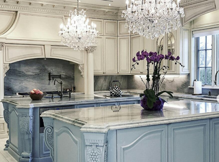French kitchen designs often combine elegant, elegant pairs, quality materials, and a friendly and comfortable design just like this one. 7 French Country Kitchen Ideas Transforming A Boring Kitchen