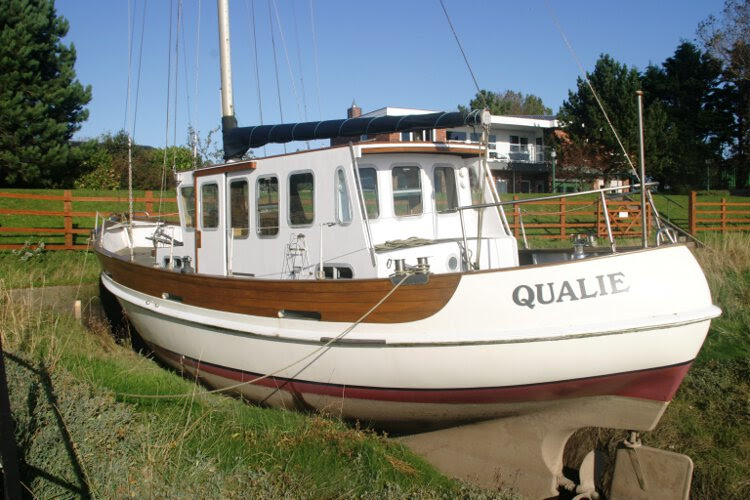 Sailboat and sailing yacht searchable database with more than 8,000 sailboats from around the world including sailboat photos and drawings. Fisher 37 Derivative Not For Sale Details For Information Only