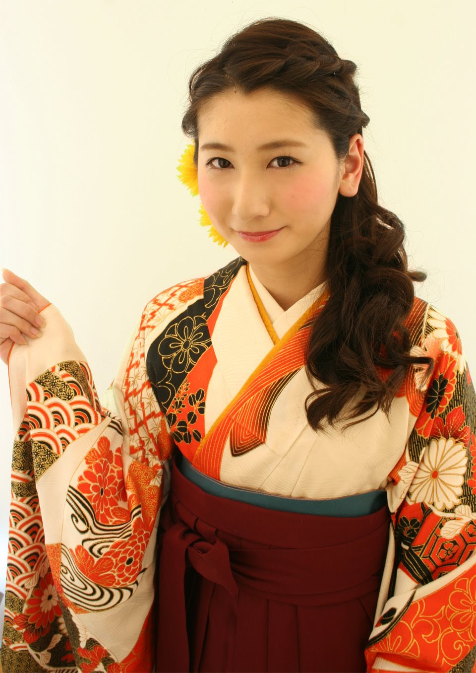 心に強く訴える 卒業式 袴 髪型 ミディアム ヘアスタイルギャラリー