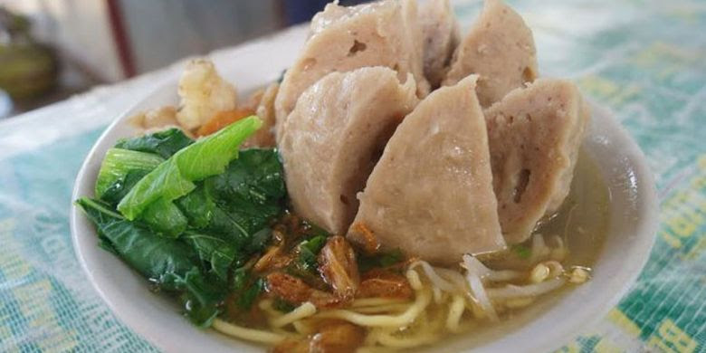 Bakso Bogem Mas Tre di Kelurahan Mangunsari, Gunungpati, Kota Semarang, Jawa Tengah. 