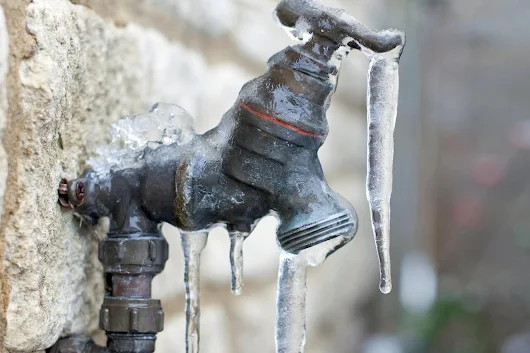 How to Prevent Pipes From Freezing | Prevent Pipes From Freezing | HouseLogic