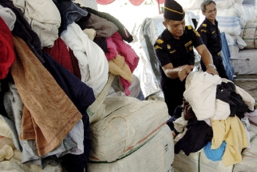 27 Baju  Seragam Bea  Cukai  Konsep Terkini 