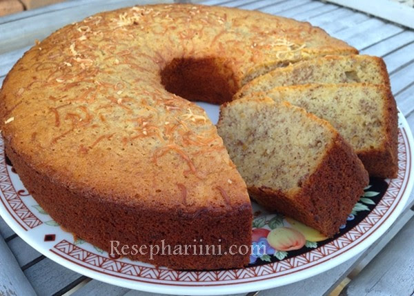 Berikut ini resep bolu kukus tanpa mixer. Resep Bolu Pisang Tanpa Mixer Cukup 1 Telur Irit Enak Dan Anti Gagal