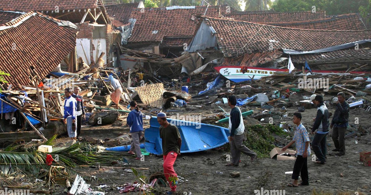 Madamwar Foto  Tsunami Pangandaran