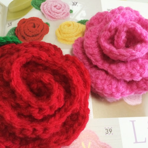 最も人気のある アクリル たわし 花 編み 図 アクリル たわし 花 編み 図