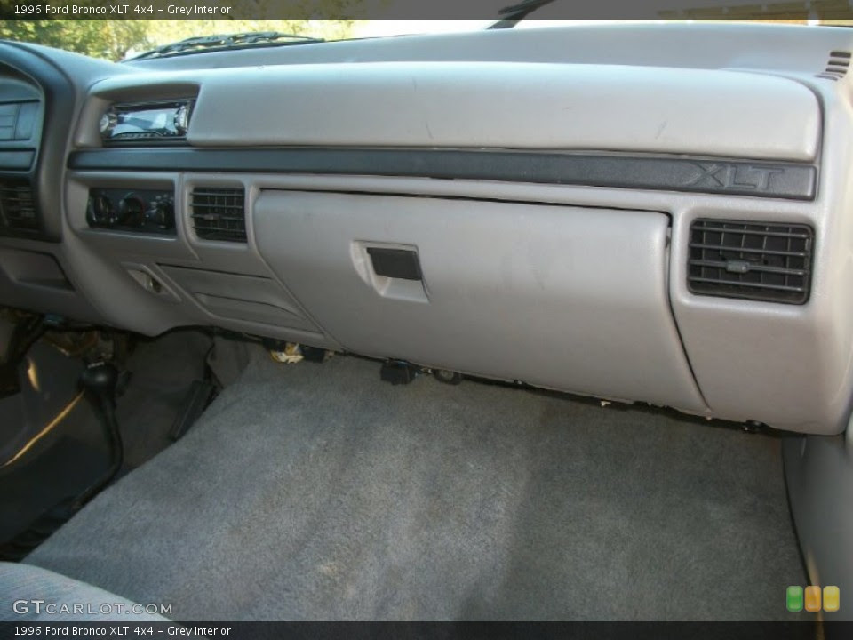 Classic bronco classic ford broncos ford classic cars classic trucks 4x4 trucks cool trucks chevy trucks lifted trucks custom trucks. Grey Interior Dashboard For The 1996 Ford Bronco Xlt 4x4 71564263 Gtcarlot Com
