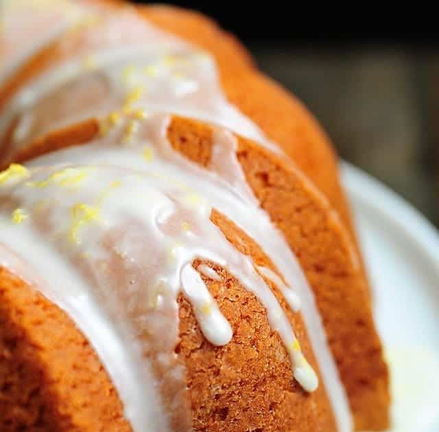 Sugar Free Pound Cake Recipes Easy / The ULTIMATE Healthy Vanilla Bean Pound Cake! Sweet ...