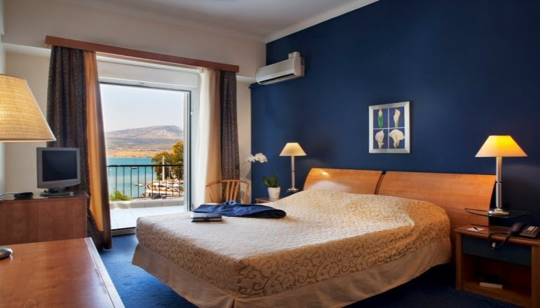 4* BEST WESTERN LUCY ΗOTEL - Χαλκίδα